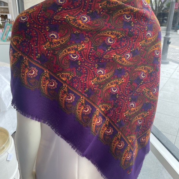 Wool Paisley & Floral Scarf - Picture 3 of 8